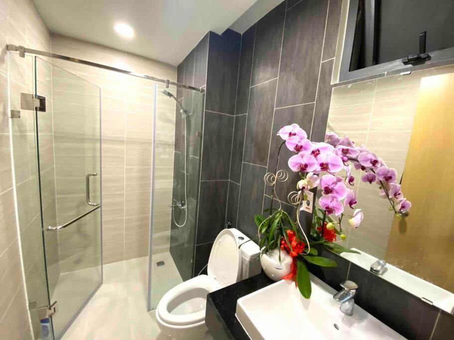 Luxury Apartment Asiana Capella Trung tâm Chợ lớn Cidade de Ho Chi Minh Exterior foto